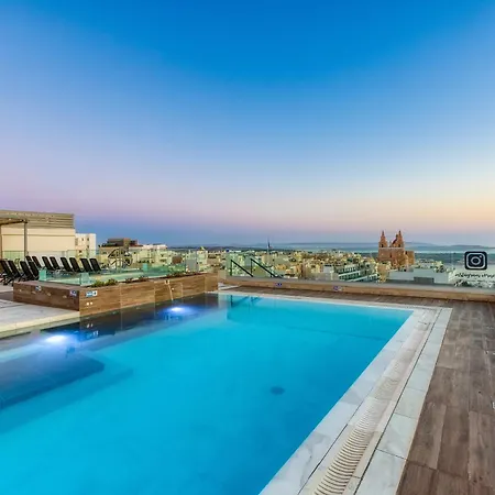 Hotel Solana & 4*