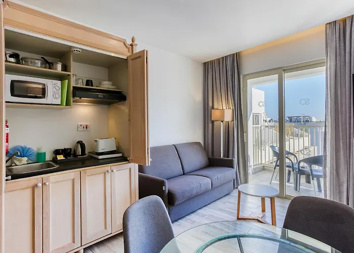 Solana & Hotel Mellieħa