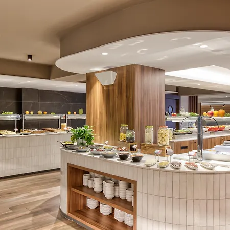 Solana & Hotel 4*