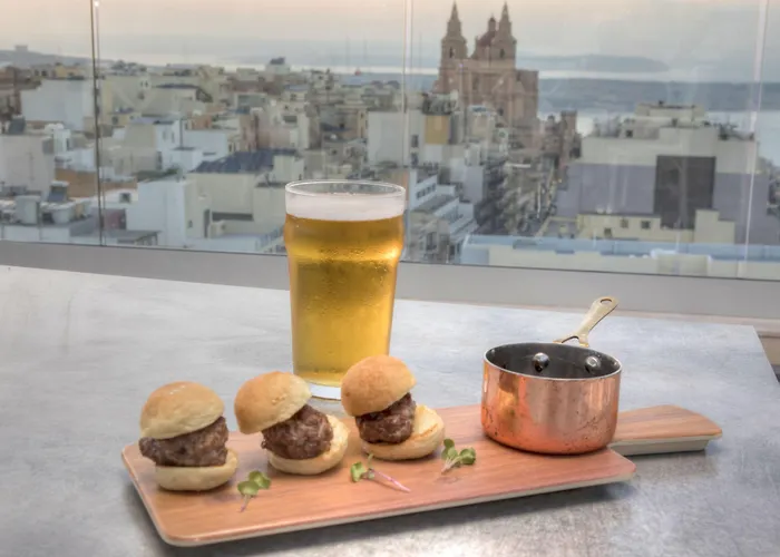 Solana & 4* Mellieha